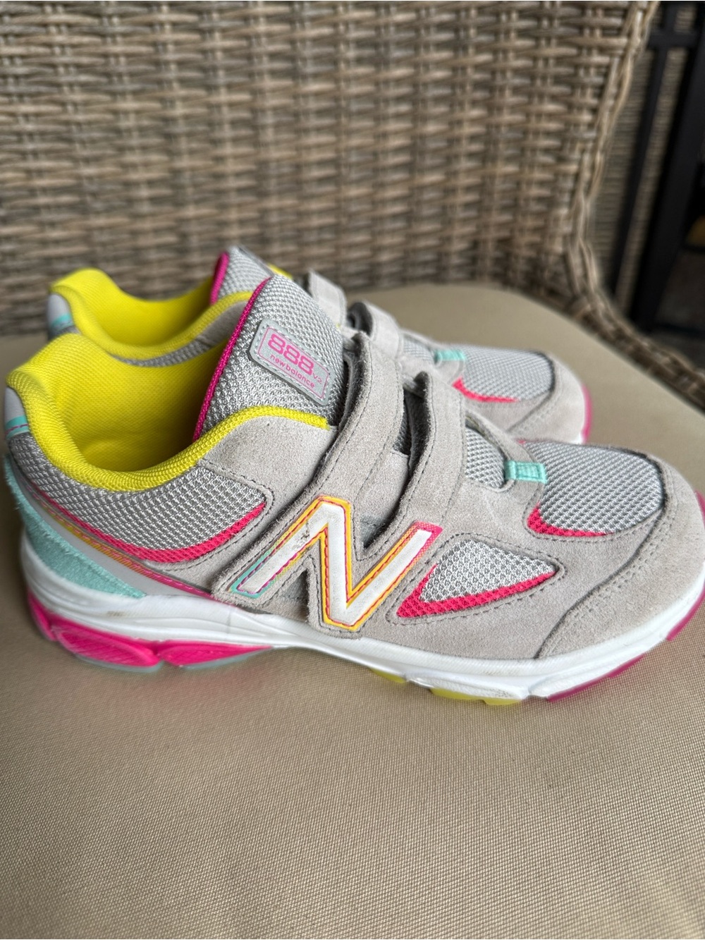 New Balance Kids 888 v2 hook and loop Gray/Colorway Velcro Sneakers